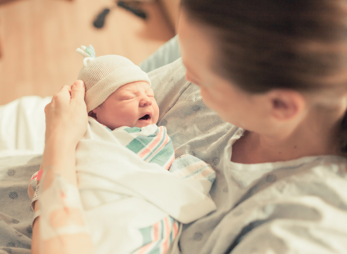 Erster Besuch nach Geburt
